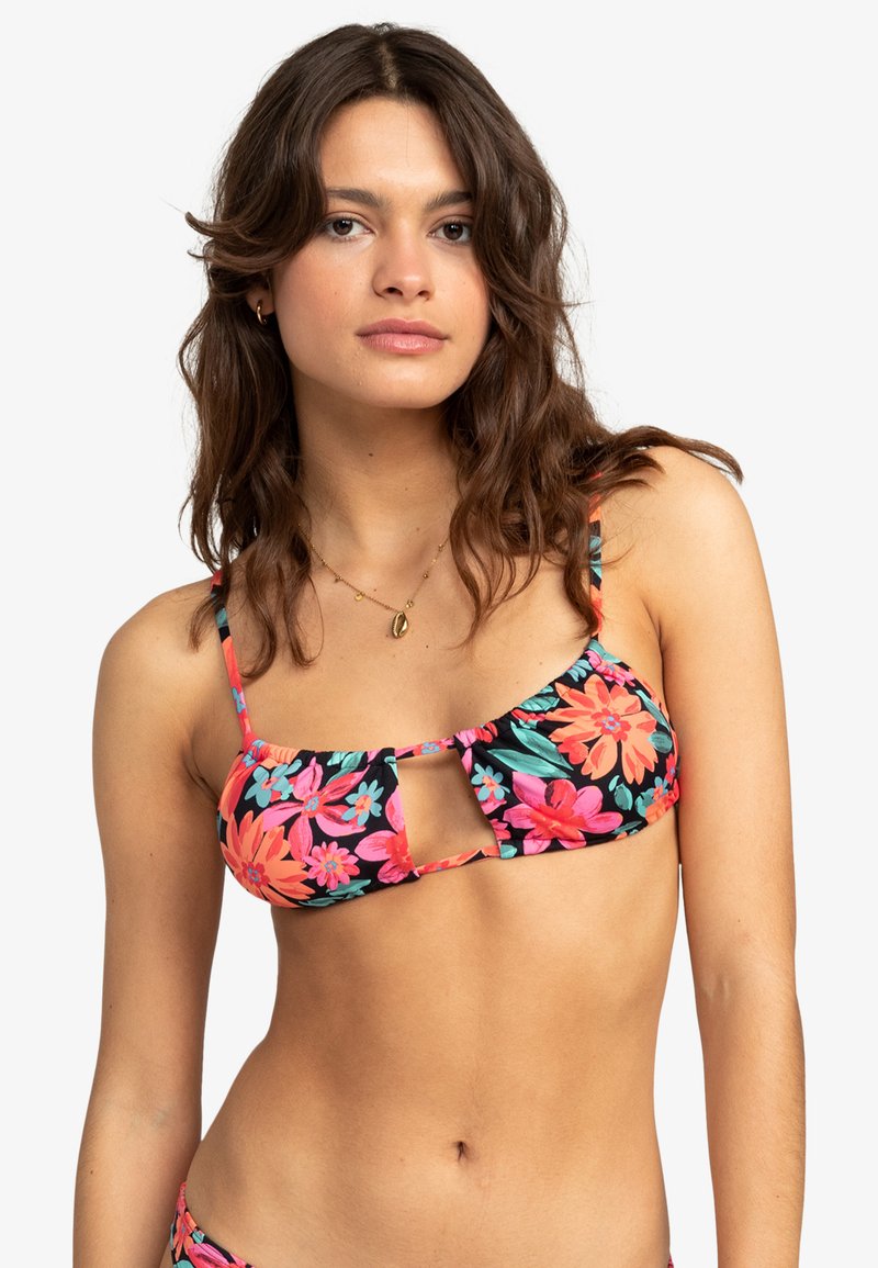 Bloemige bikini-top met een zwarte achtergrond, versierd met roze en teal bloemen, verstelbare bandjes en een centrale uitsnijding voor stijl.
