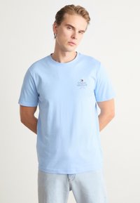 Tommy Hilfiger STACK TEE - T-shirt basic - vessel blue