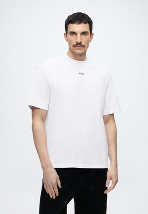 HUGO DAPOLINO - Basic póló - white