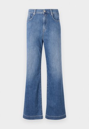 Svijetloplavi traperičasti farmerkasti hlače širokog kroja s visokim strukom, pet džepova i suptilnim izbledelostima. Šivene manžete i standardno zakopčavanje na dugme.