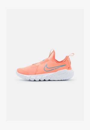 NIKE FLEX RUNNER 2 SDWLK GG UNISEX - Chaussures de running neutres - crimson bliss/worn blue/university gold/photo blue