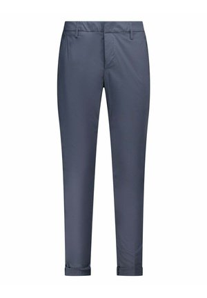 Marineblauwe slim-fit herensbroek met riemlussen, voorzakken en omslagzomen op een witte achtergrond.