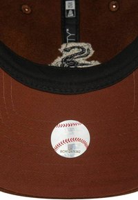 New Era Cap - brown