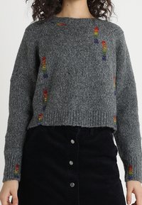 Honey Punch Stickad tröja - off-white