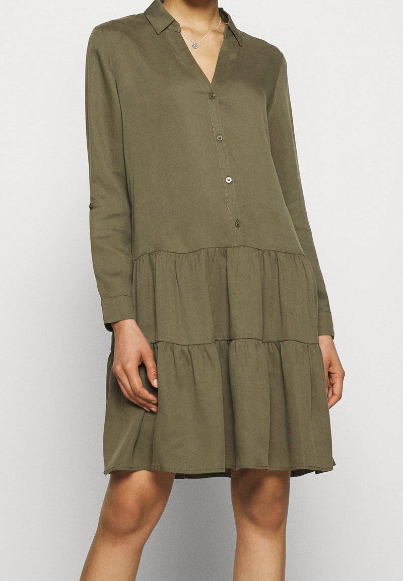 Esprit Vardagsklänning - khaki