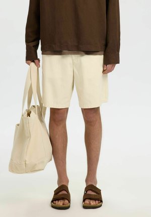 Selected SHORTS REGULAR FIT - Short - birch