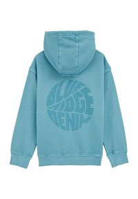 Hanorac turquoise cu buzunar frontal tip kangaroo, având un design grafic circular pe spate în turquoise mai închis. Material moale, texturat.