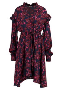 Vestido de patrón floral en color marino, con cuello y mangas con volantes, cintura ceñida y una silueta fluida con un dobladillo a la altura de la rodilla.