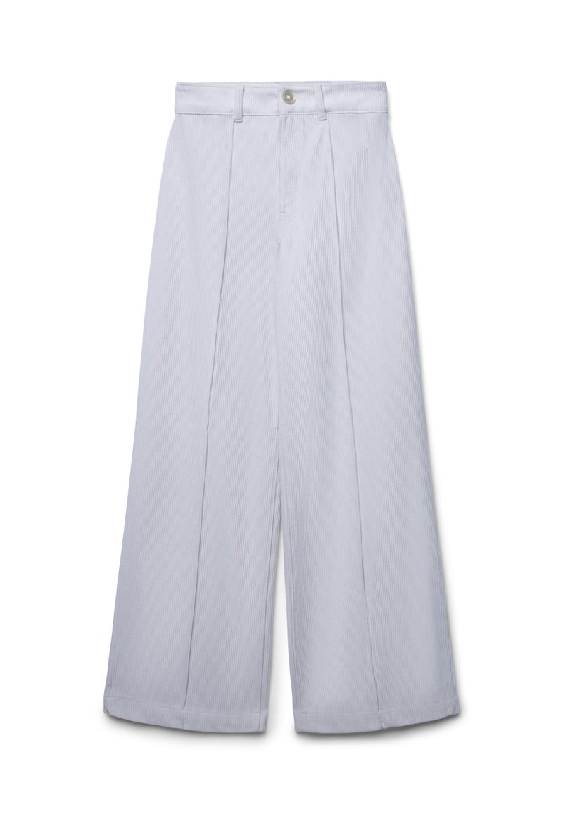 Pantaloni bianchi a vita alta con gamba larga, cuciture verticali, chiusura con bottone e passanti per la cintura su uno sfondo bianco.