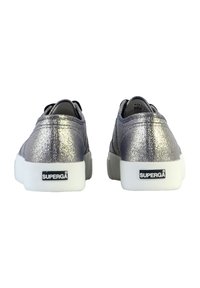 Superga Baskets basses - gris