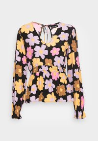 Blusa floral preta com flores amarelas, cor-de-rosa e roxas. Apresenta um decote em V, mangas longas e cintura franzida. Tecido leve.
