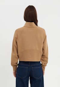 Even&Odd Sportska majica - tan