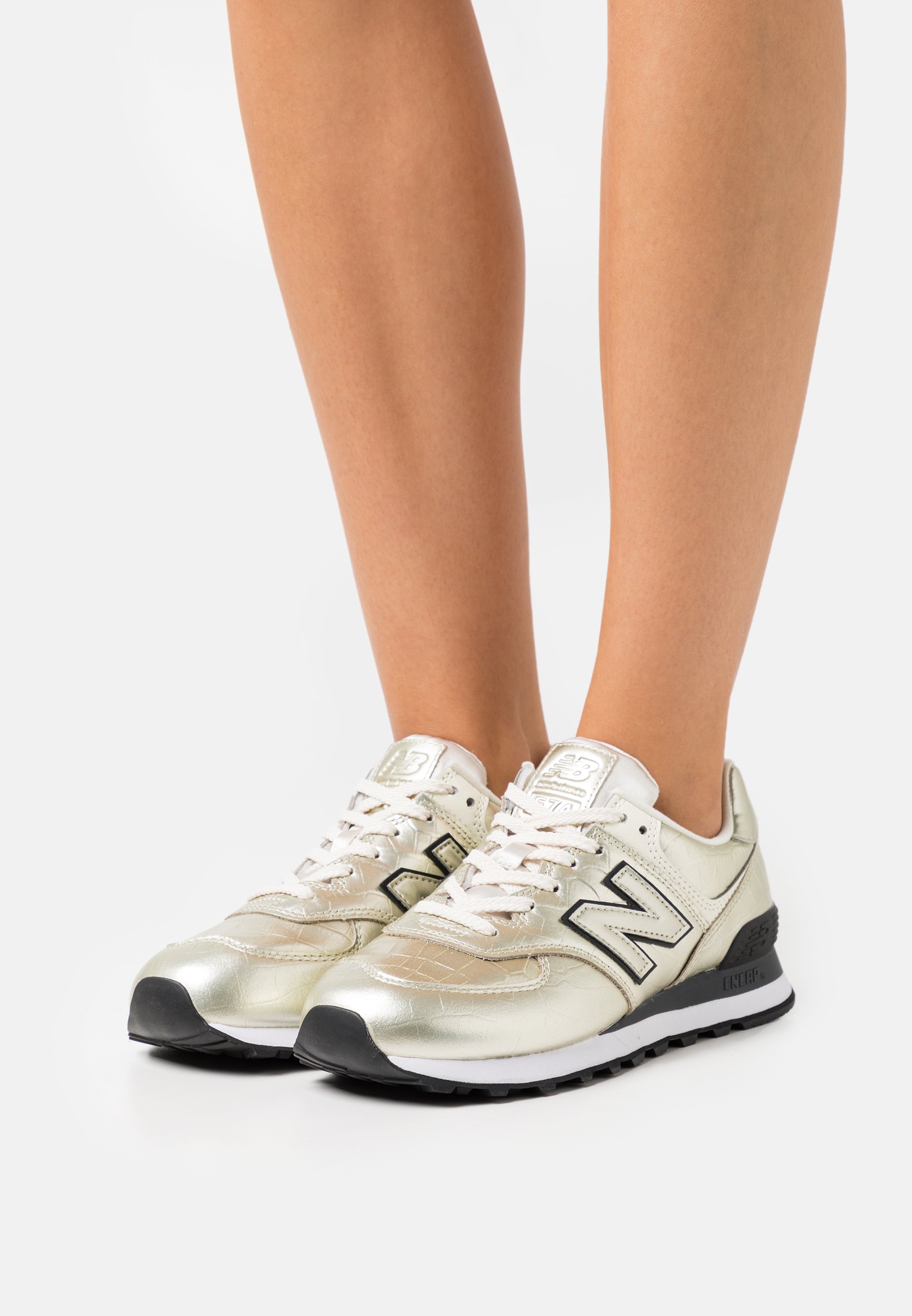 new balance ml574 stripe