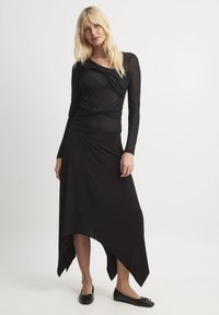 Thumbnail Image 2