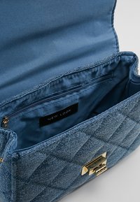 New Look Skuldertasker - blue
