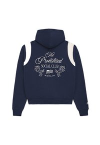 Námornícka mikina s bielym grafickým dizajnom na chrbte, ktorý obsahuje text „Zakázaný sociálny klub BERLÍN“ a dva motívy koní.