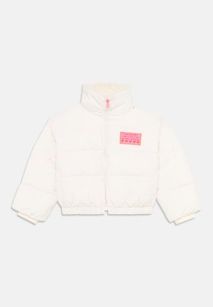 Giacca a vento corta in nylon rosa chiaro, con colletto alto, zip frontale e una patch con testo rosa. Fodera interna morbida.