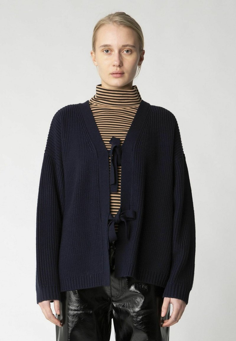 Résumé THERESARS - Kardiganas - dark blue