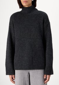 Vero Moda Tall VMMADDIE HIGHNECK PULL - Strikkegenser - dark grey melange