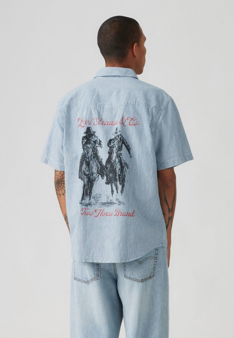 Levi's® RELAXED FIT WESTERN - Camisa - virginia city railroad light wash