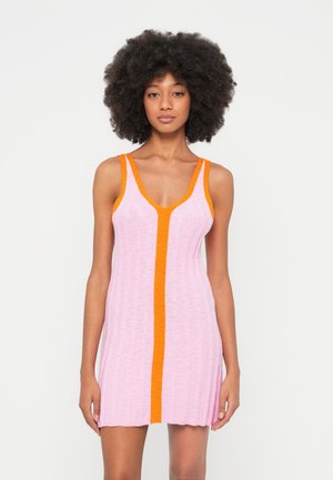 SUNSET LUAU KNIT DRESS - Robe pull - pink