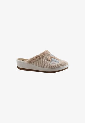 Pantofole in maglia beige con una parte superiore morbida e testurizzata, bordo peloso e design con zampe ricamato. Suola bianca con fondo rigato marrone.