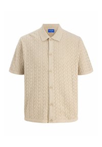 Beige rövid ujjú gombos ing, amely textúrált cikk-cakk mintázattal és klasszikus gallérral rendelkezik. Könnyű kötött anyag, öt gombbal.
