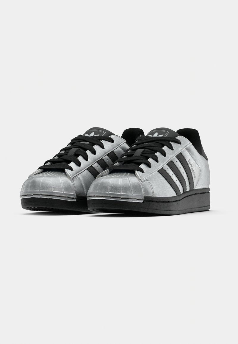 adidas gazelle silver green womens adidas JH5522 Superstar 82 Roller Skates Womens Lifestyle Shoe