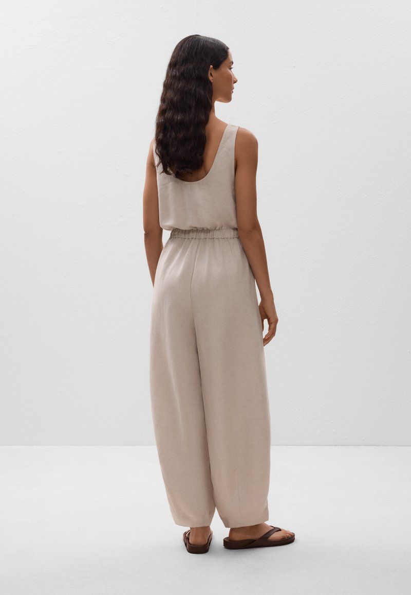 linen a line maxi dress Verlaine White Linen Blend Maxi Dress main image 0