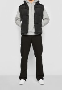 Urban Classics Weste - black