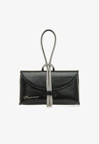 Non selezionato, black