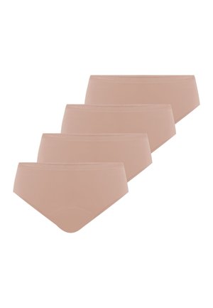 Cuatro braguitas de mujer sin costuras de color beige dispuestas en una fila escalonada sobre un fondo blanco.
