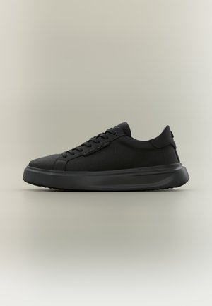 PULSAR TWO - Sneaker low - black