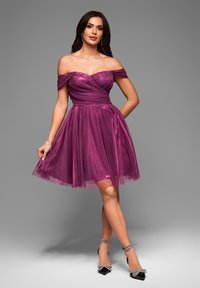Ombre Koktejlové šaty / šaty na párty - purple