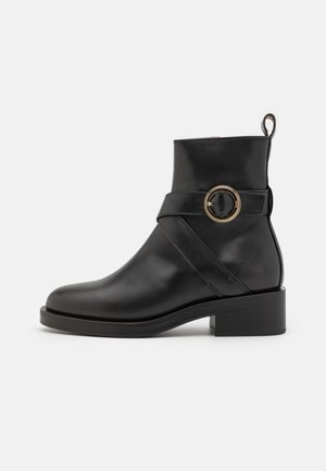 IRYNA BOOTIE - Botine cu platformă - black