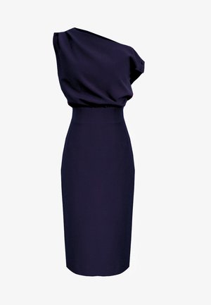 Granatowa sukienka z asymetrycznym dekoltem, dopasowana w fasonie ołówkowym, o miękkiej teksturze. Posiada drapowaną tkaninę na ramieniu oraz elegancki krój.