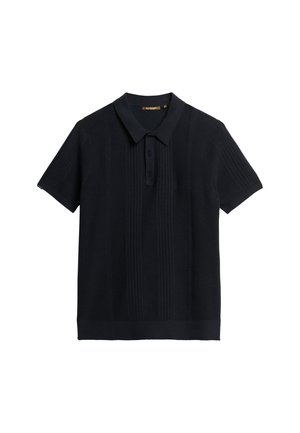 Zwart poloshirt met korte mouwen, gemaakt van gestructureerde brei-stof, met een kraag en een knoopsluiting met drie knopen en verticale ribgebreide details.
