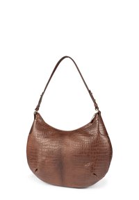Sac à main en cuir marron gaufré crocodile avec une forme incurvée, une texture lisse et une bandoulière ajustable unique. Accents en métal doré.