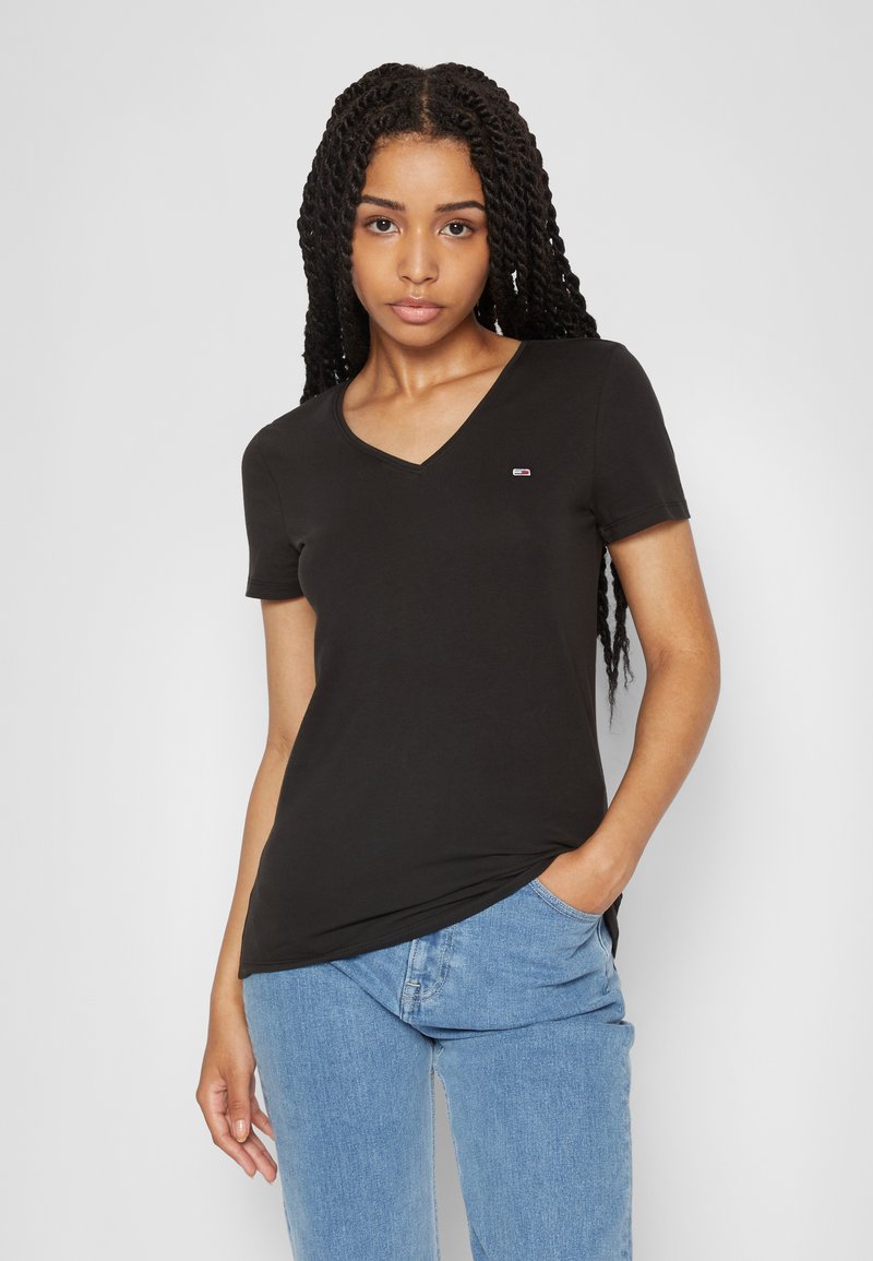 Tommy Jeans SKINNY V NECK - Обикновена тениска - black