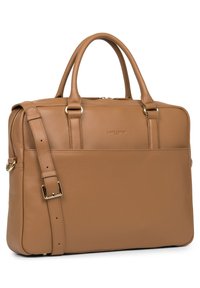Borsa per laptop in pelle marrone con manici superiori duali, tracolla regolabile, chiusura con zip e tasca frontale. Caratterizzata da dettagli in metallo dorato.