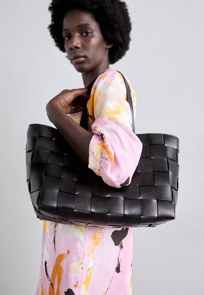 DRAGON DIFFUSION JAPAN TOTE - Bolso de mano - black