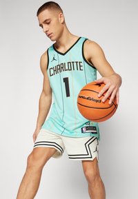 Nike Performance NBA CITY EDITION CHARLOTTE HORNETS LAMELO BALL - Klubruházat - mint