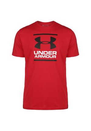 T-shirt rouge à manches courtes avec col rond, grand logo noir Under Armour et texte blanc Under Armour à l'avant.