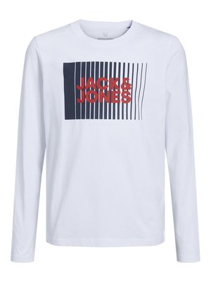 Biely dlhý rukáv T-shirt z bavlny s grafickým potlačou, ktorá zobrazuje "JACK&JONES" v červenej a námornej farbe, umiestnenú na vertikálnych prúžkoch.