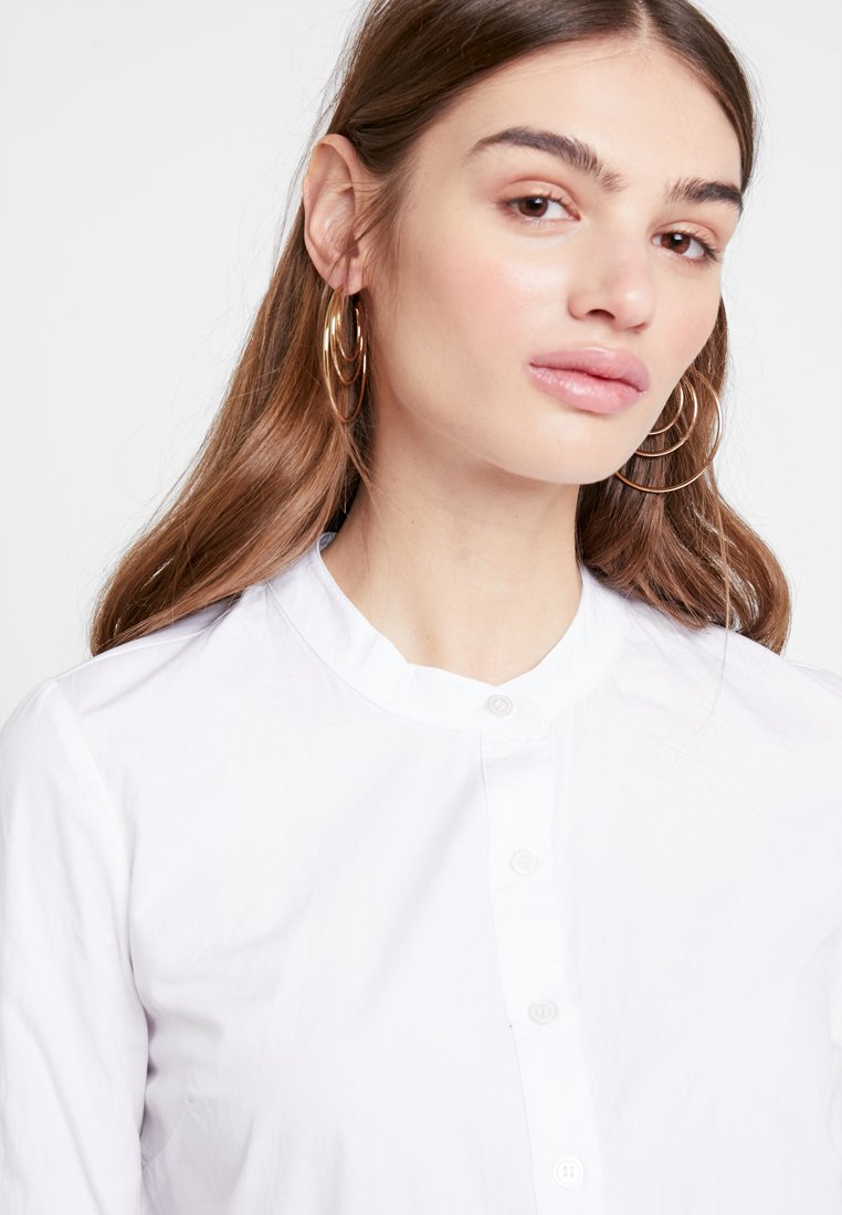 New Look LONGLINE POPLIN Skjortekjole off white Zalando.no Poplin longline skjorte | PIECES