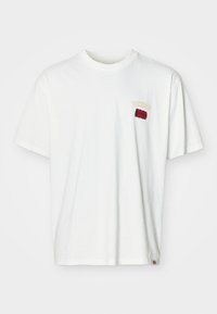 Thumbnail Image 6