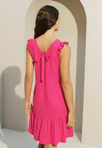 Next REGULAR FIT - Denné šaty - pink