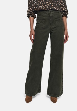 SURTEINT LE HAILEY - Flared Jeans - vert foncé