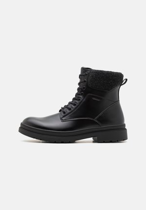 Gležnjače s vezicama - black