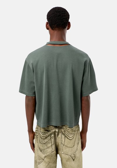 CAMPERLAB T-Shirt basic - dunkelgrün
